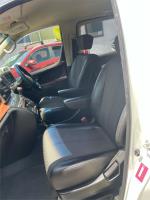 2005 Nissan Elgrand Wagon