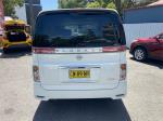2005 Nissan Elgrand Wagon